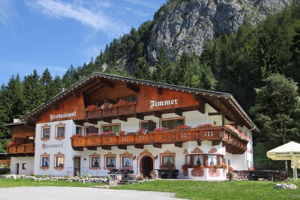Garni Baerenwirt Bed & Breakfast Leutasch Exterior foto