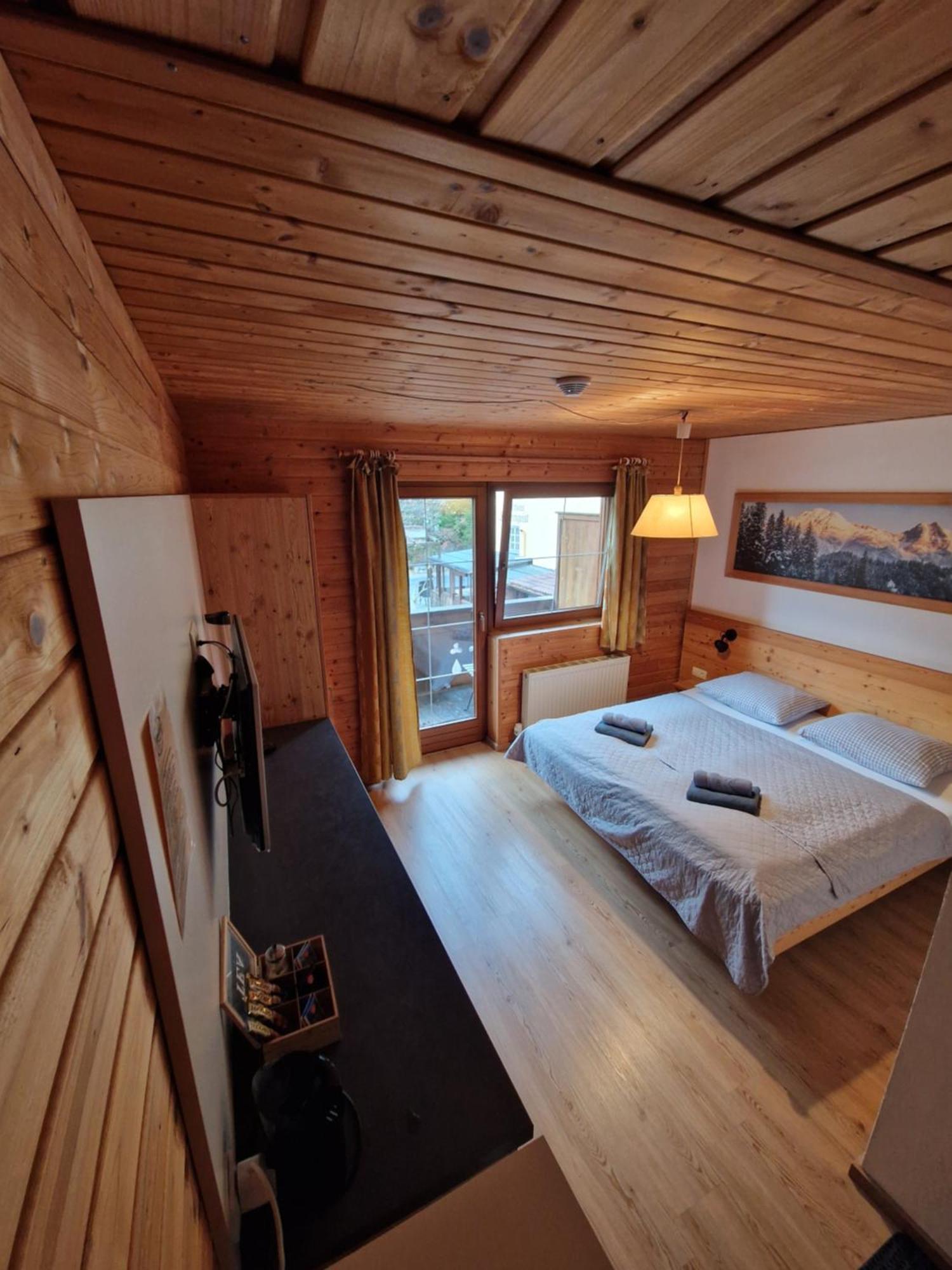 Garni Baerenwirt Bed & Breakfast Leutasch Exterior foto