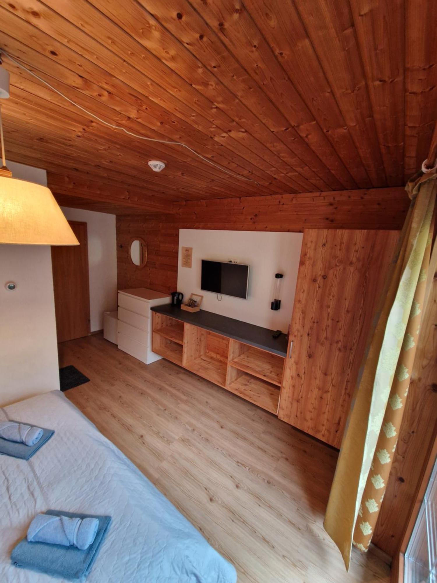 Garni Baerenwirt Bed & Breakfast Leutasch Exterior foto