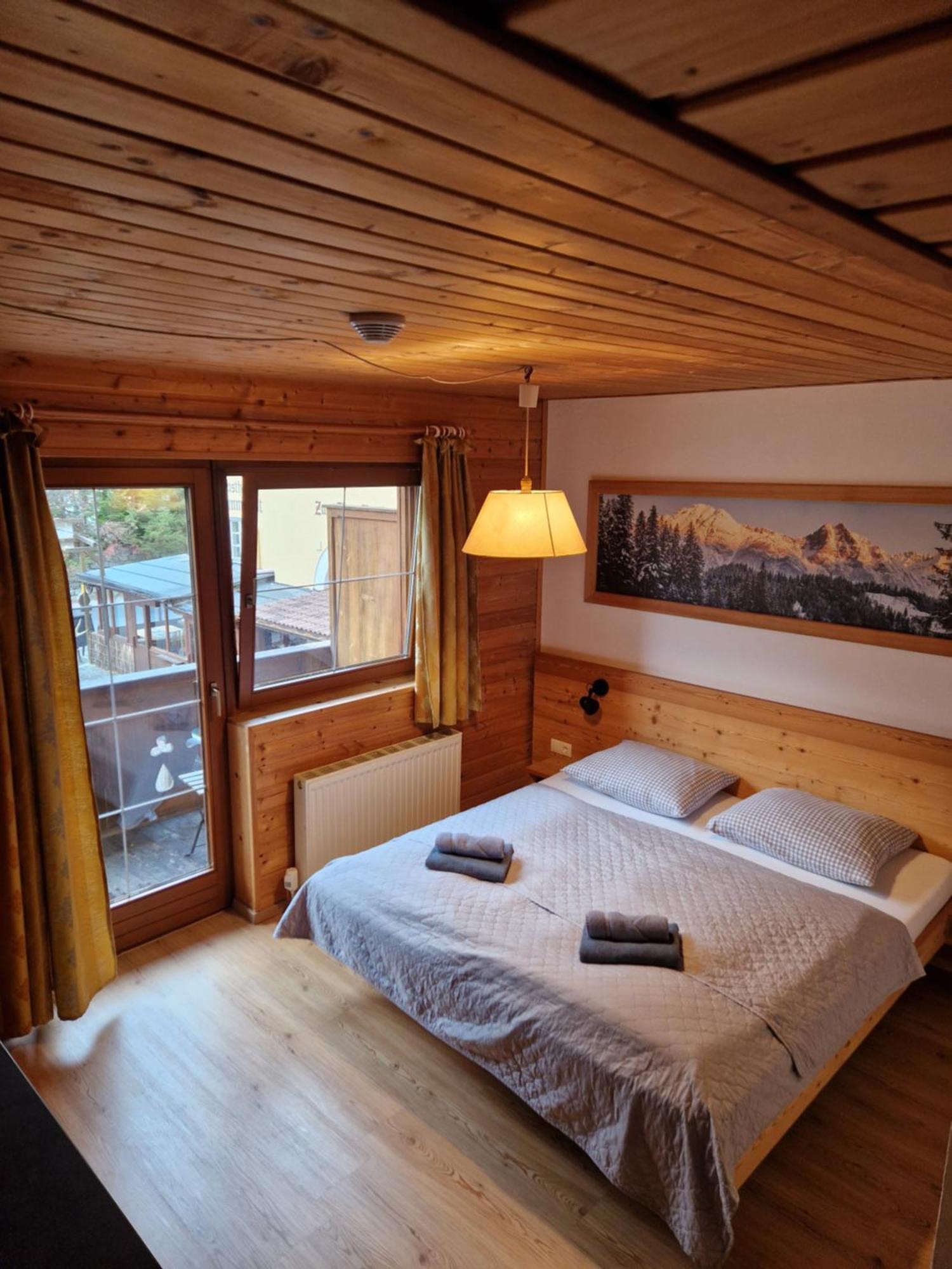 Garni Baerenwirt Bed & Breakfast Leutasch Exterior foto